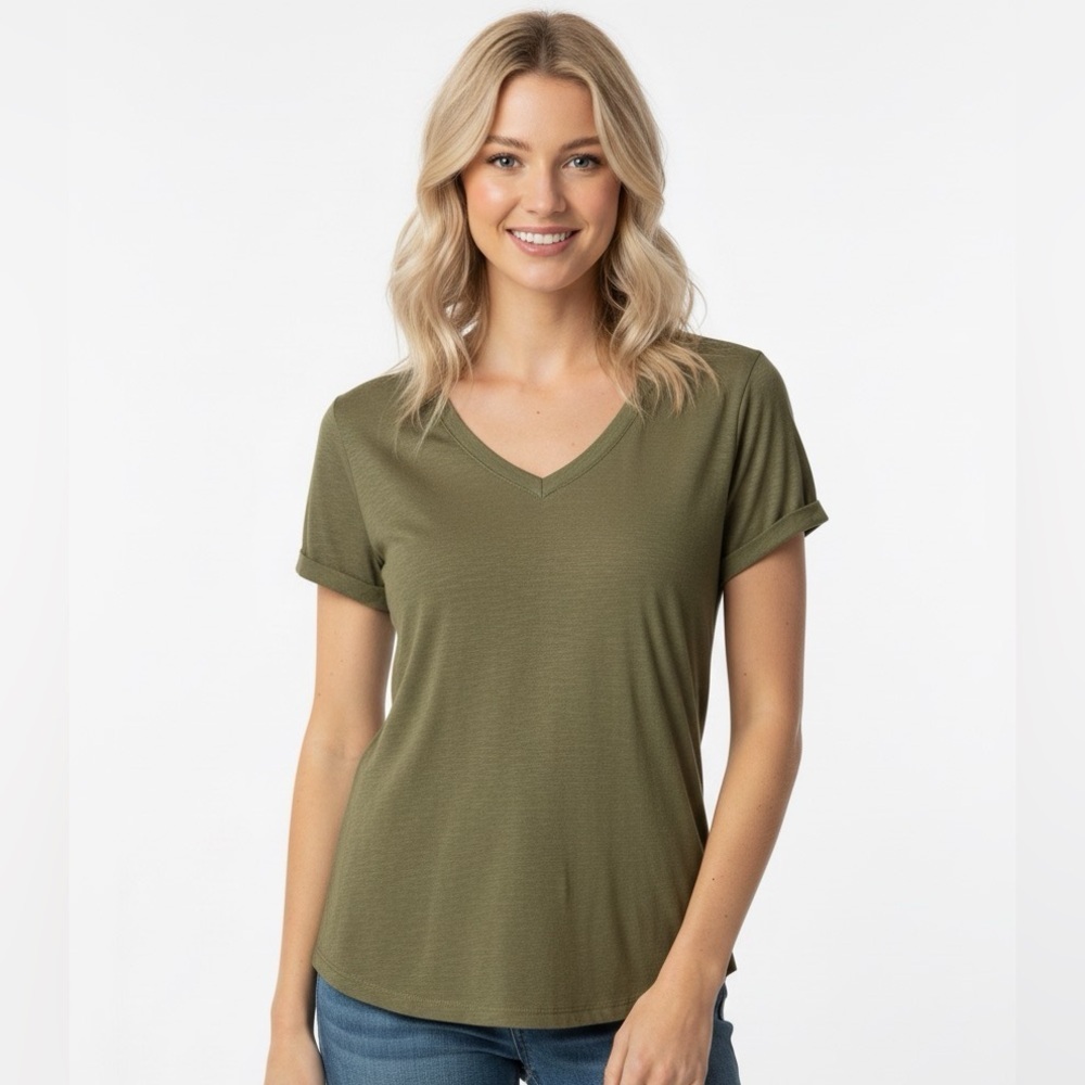 Me Jane olive green V-Neck Short Sleeve Top size medium